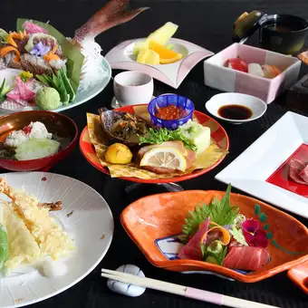 ディナー：顔合わせやお食い初めなどのお祝いのお席に「祝膳」≪9000円≫