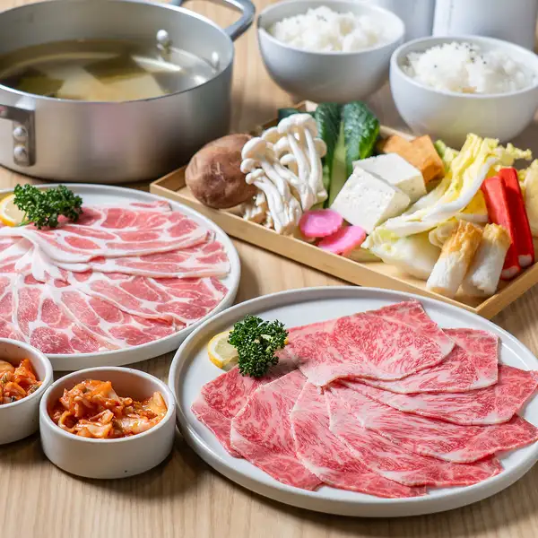 体に染みる！【特製利尻昆布スープ鍋】出汁の旨みが際立つ、優しく深い味わい