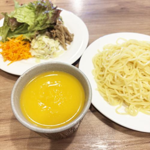 하계 한정【힌야리 야채 츠케멘】