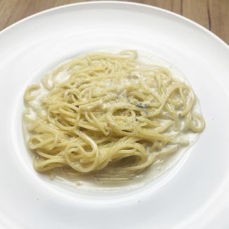 貢佐拉奶油義面