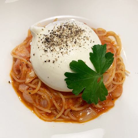 Reservation limited [Burrata] x tomato sauce pasta