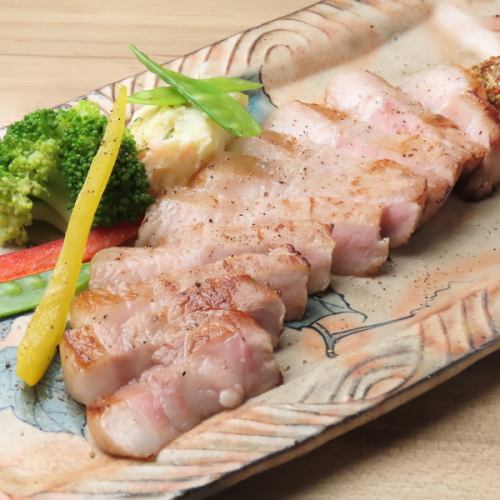熊本名物からアグー豚など様々な料理にこだわりを