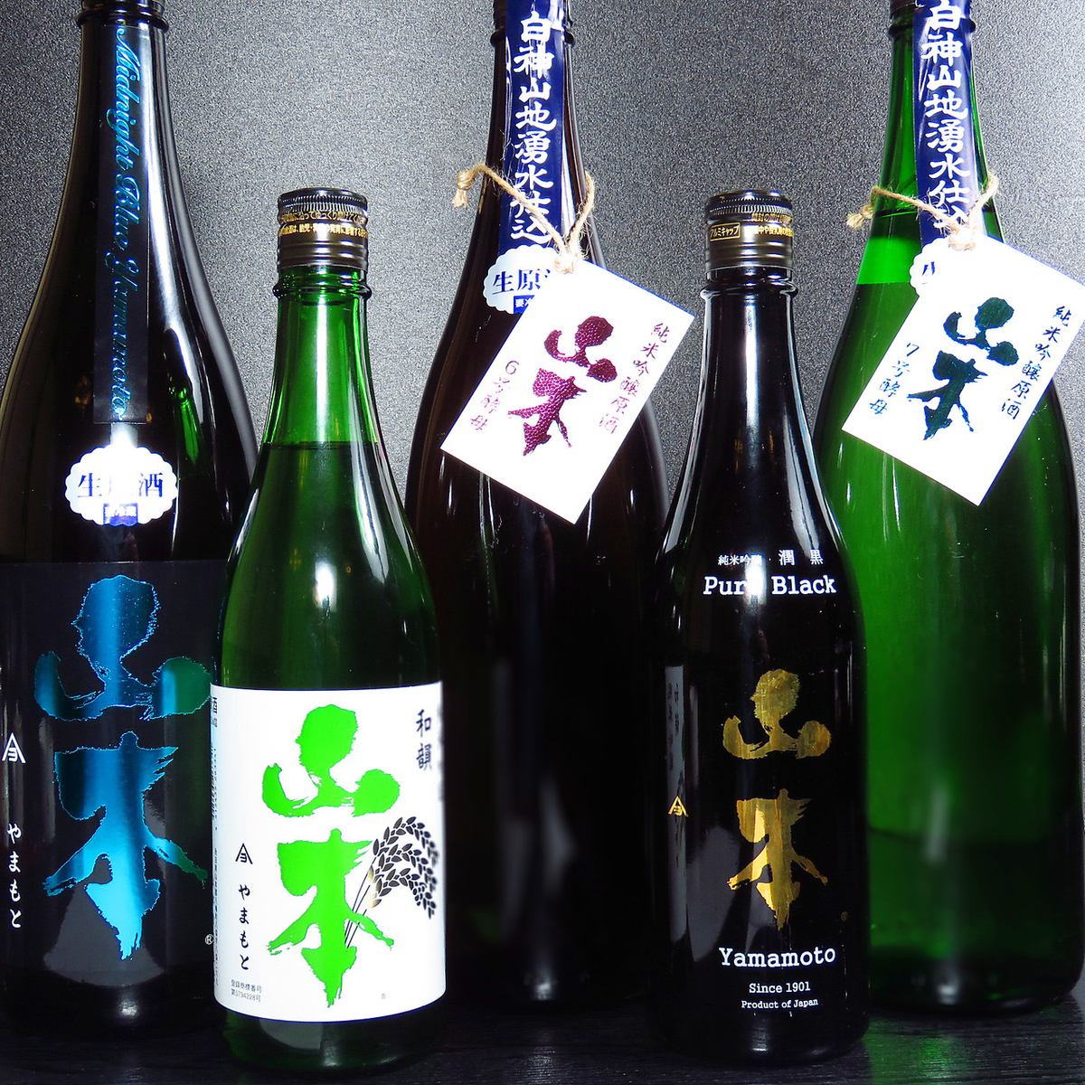 The charm of Kushizen is that you can enjoy over 1800 types of drinks including sake and authentic shochu.
