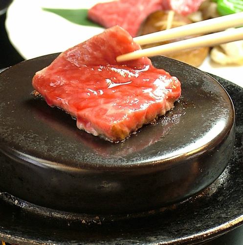 [Uneme Beef] Stone-grilled Neme Beef