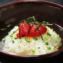 Ochazuke (salmon/plum/cod roe/nori)