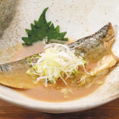 Heart-melting simmered mackerel in miso