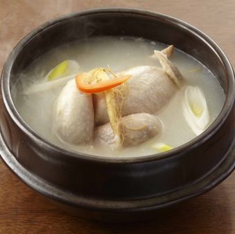 【飲み放題付き】歓送迎会におすすめ！大満足の選べる鍋コース　6600円