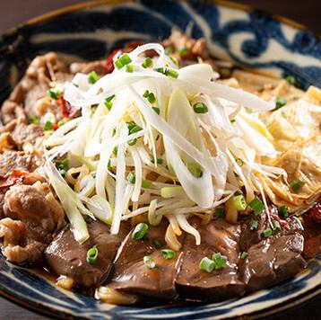 看板メニュー麻辣牛肉麺