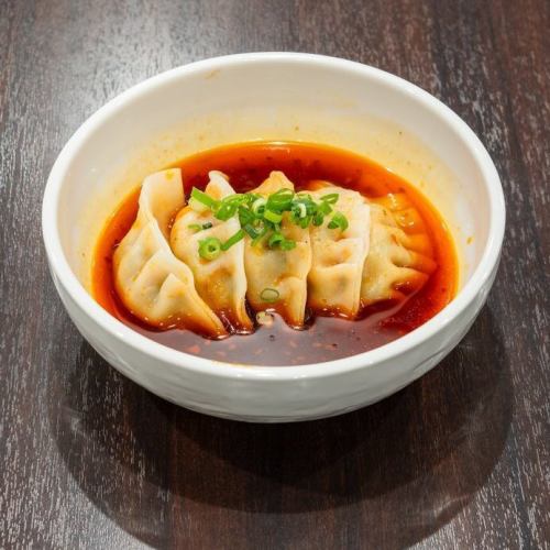 紅油餃子