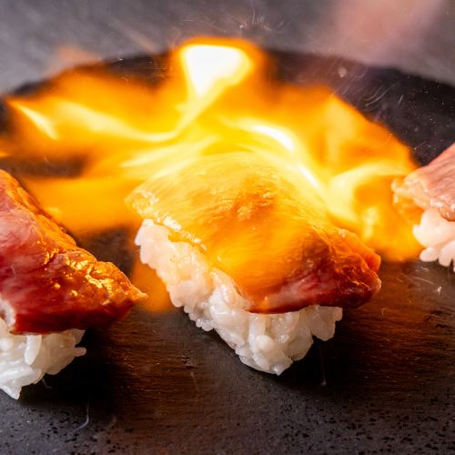 A5黒毛和牛の肉寿司