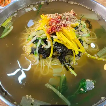 いりこ出汁の韓国にゅうめん