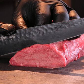 【超贅沢】ワンランク上の焼肉上級者◎飲めるロースや縛りタンなど全18種。90分飲放付5500円