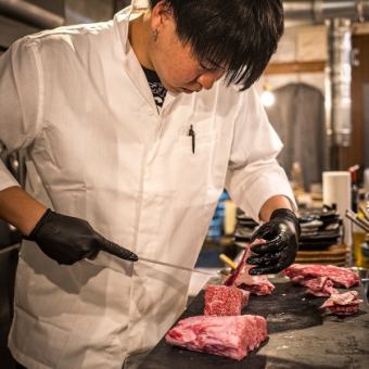 【極】肉を極めし者がお届けするこれ以上ない最高峰コース。接待や特別な日に。90分飲放付7000円