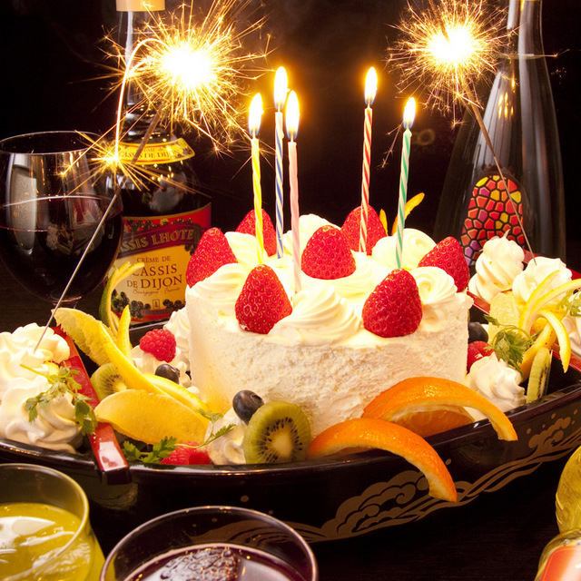 生日/週年紀念★整個蛋糕或五顏六色的花束禮物♪