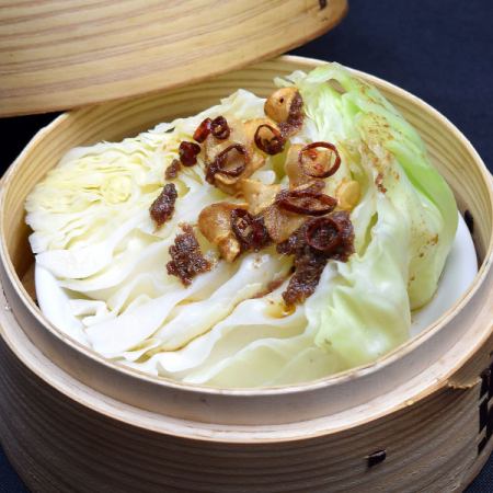 Steamed anchovy cabbage