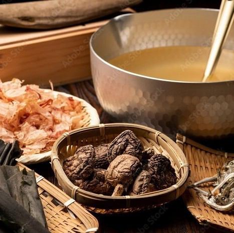 厚削りの鰹節にこだわったコクと深みのある出汁