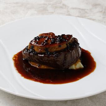 [Weekday Lunch] Rossini with sea urchin appetizer, Matsusaka beef pasta, and Mont Blanc! Specialty & foie gras course