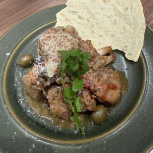 仔羊の煮込み サルディーニャ風