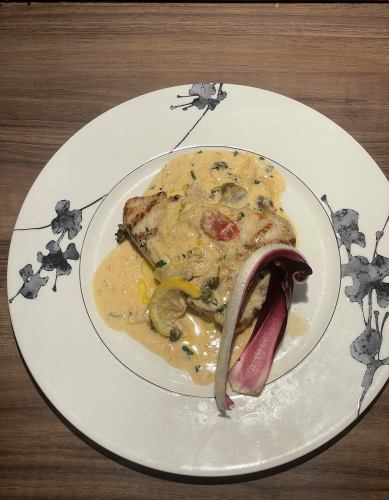 メカジキのグリル シチリアレモンの軽いクリームソース