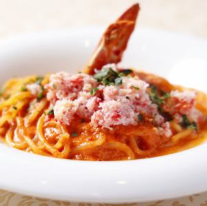 カニたっぷりトマトクリームパスタ