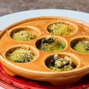 エスカルゴの香草バター オーブン焼き