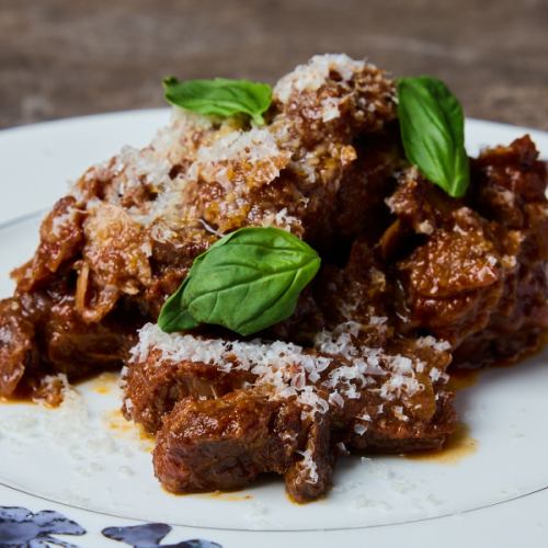 国産豚の煮込み　ナポリ風