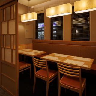 20名様以上から貸切も承ります。一部荷物を置くスペースも確保できますので幹事様の準備や、結婚式二次会での新郎新婦の待機場所もご用意可能です。