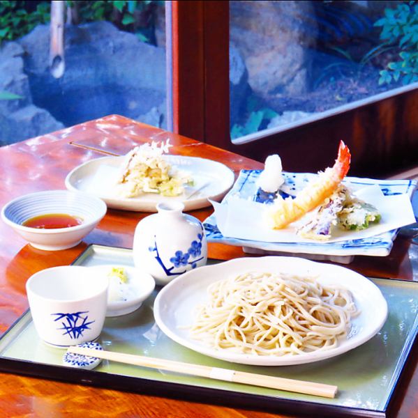 そばと好相性！揚げたて天盛り