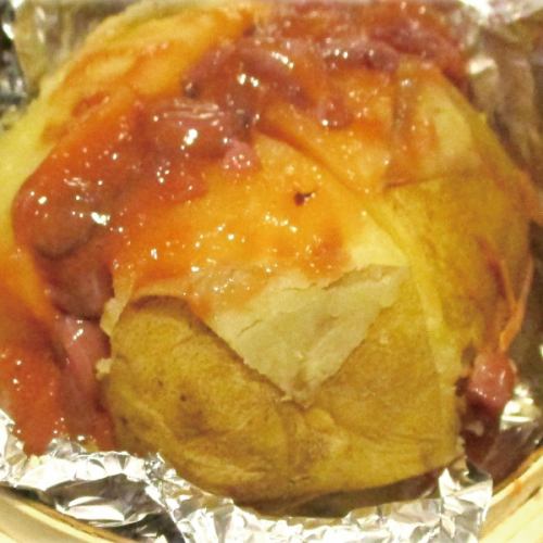 北海道馬鈴薯配奶油和鹹魚