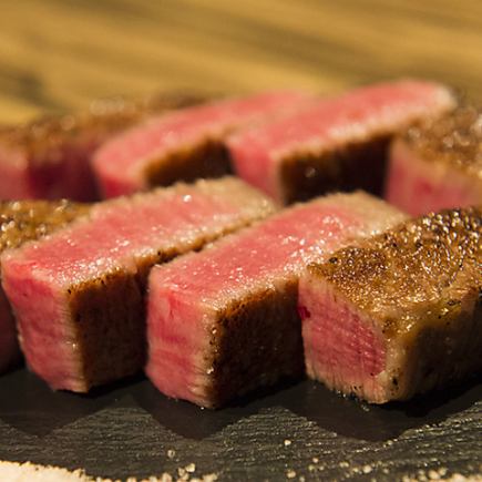 [2 hours all-you-can-drink included] Exquisite Wagyu beef ◎ Hearty! A full 9-item course featuring our proud thick-sliced beef tongue [4,080 yen]