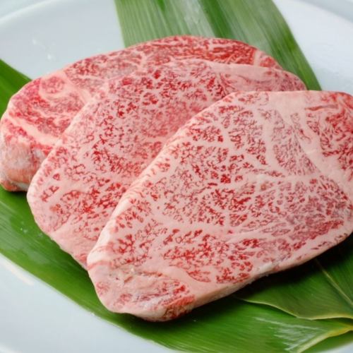 【Quality】 Kuroge Wagyu beef chateau Brian steak