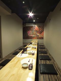 [Private room with sunken kotatsu table: 6 to 12 people] Each private room has a different atmosphere.