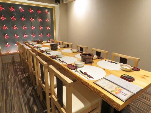 【テーブル個室：4名～10名】10名様までご利用可能なテーブル個室席。
