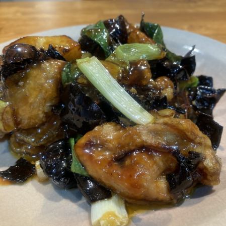 広島県産牡蠣の唐辛子炒め