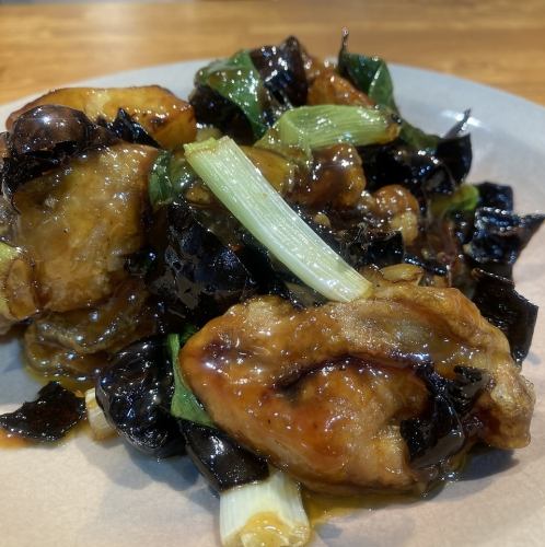 広島県産牡蠣の唐辛子炒め