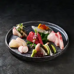 刺身盛り合わせ1人前