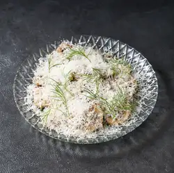 ホワイトマッシュルームと熟成チーズ掛け/鶏とろ塩レバー/生油淋鶏 