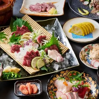 【銘々盛り】「熊本郷土」コース～馬刺し・地魚・あか牛すき焼き◆2時間飲み放題付⇒6000円