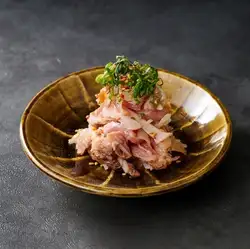 親鶏の梅軟骨和え