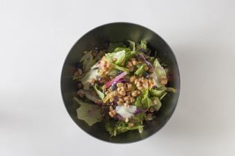 10 items of granola and walnut vegetable salad