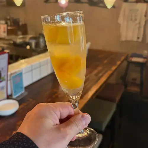 안녕하세요

오늘도 꽤 찜입니다.

이렇게 더운데 곧 9월

가을의 계절입니다 🍂

TOMBO의 추천 메뉴도

가을의 옷차림으로 바꾸어 가므로 여름 메뉴 먹어 납부해 주세요 😆

======================

▼액세스
세이부 신주쿠선
신소자와역 서쪽 출구 도보 4분

▼영업 시간
17:00-00:00
(LO 요리 22:30 음료 23:00)
▼정기휴일:없음


▽ 자매점 소개
・코소자와 하이카라 잠자리
@hikara_tombo
・코소자와 잠자리
@tombo.bar

======================


#소자와
#소자와여자
#소자와
#사이타마
#소자와
싸웠다.
