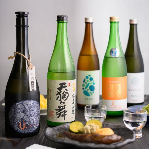 [Enjoy a wide variety of fine sakes, including rare varieties ◆] Various types of sake from 495 yen (tax included)