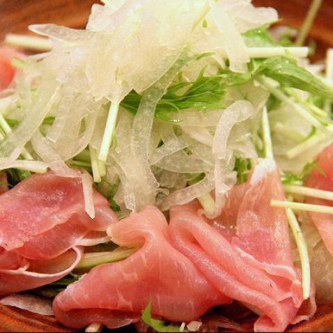 オニオンサラダ