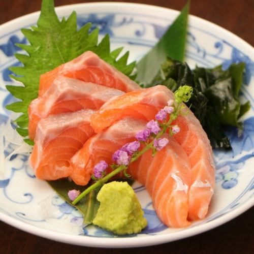 サーモンのお造り