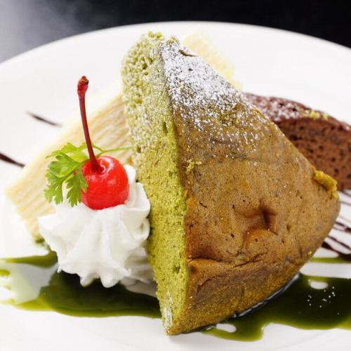 抹茶のシフォンケーキ