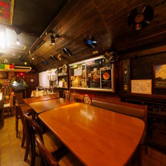 ２名様～６名様までのテーブル席を完備！ご利用人数に合わせて女子会を愉しんで♪