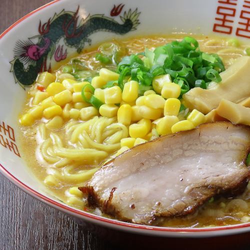 味噌ラーメン/塩ラーメン　各