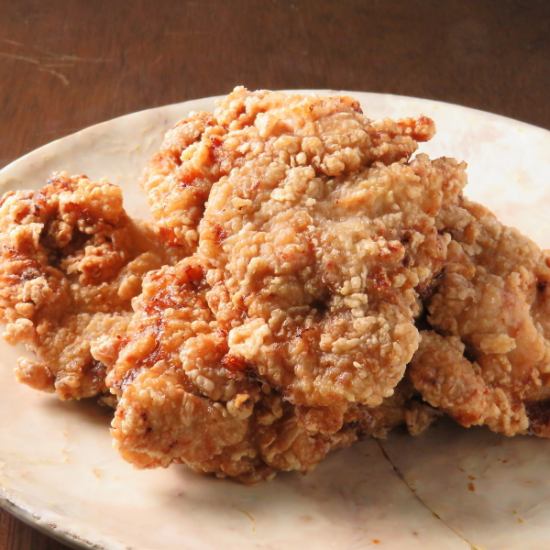 定番商品の入魂ザンギが人気、是非お試しください。