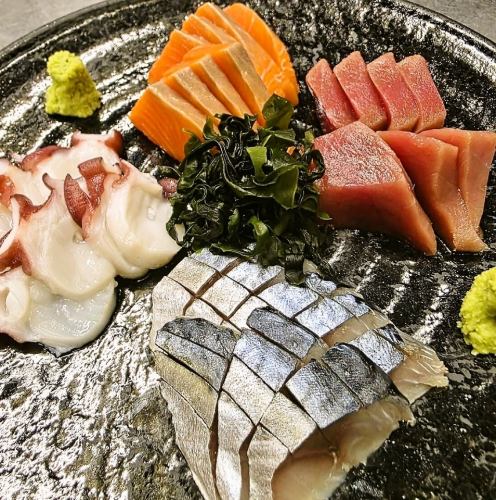 刺身盛り合わせ