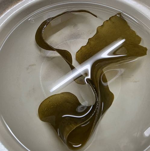 知床羅臼の恵みを凝縮した濃厚な昆布出汁が自慢